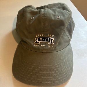 Vintage Nike hat with embroidery